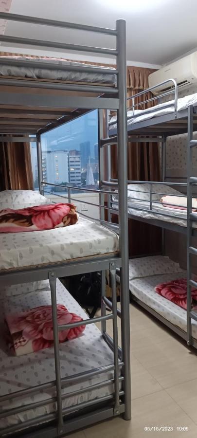 The Cultural Crashpad - 康乃馨旅館 Hongkong Eksteriør billede
